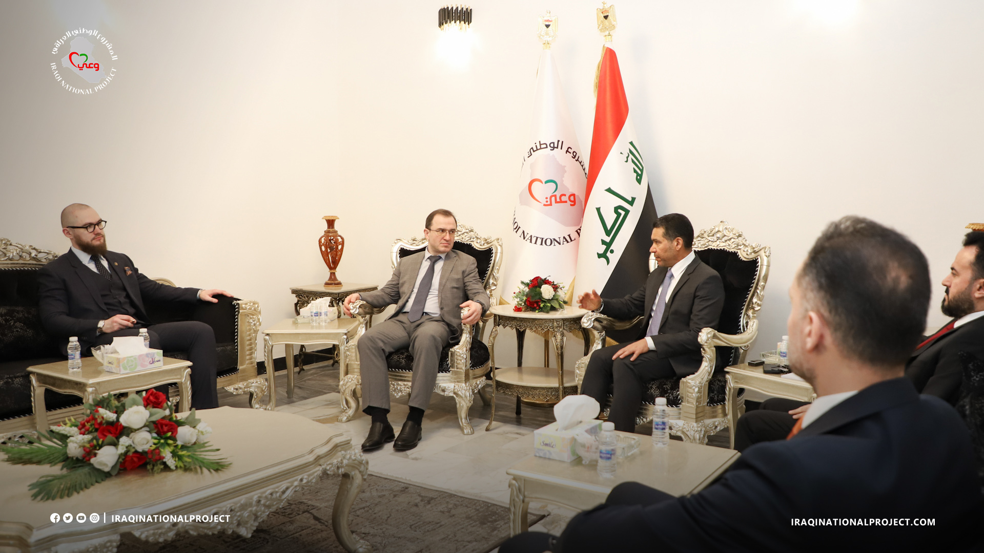 أستقبل الأمين العام للمشروع الوطني العراقي: يستقبل السفير الروسي لدى العراق