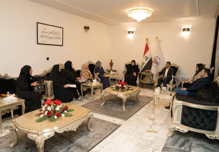 الضاري يستقبل مجموعة من أمهات وزوجات المعتقلين ويستمع لمعاناتهن ويؤكد وضع هذا الملف على رأس أولوياته