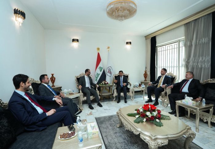 الضاري لوفد المجموعة العراقية للشؤون الخارجية: يجب تعزيز علاقات البلد الخارجية لما لها من تأثيرات ايجابية