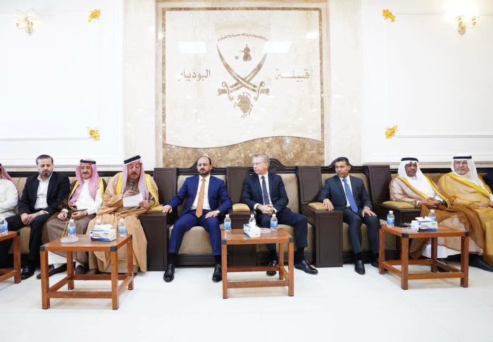 الضاري والسفير الفرنسي ومحافظ الأنبار وعدد من الشيوخ يزورون مضيف قبيلة البوذياب في الرمادي