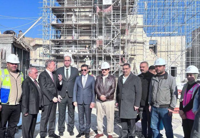 الضاري يطلع على أعمال الإعمار في الجامع الكبير ومئذنة الحدباء ومطار الموصل ويشيد بالسواعد الوطنية التي تعمل لاعمار وتطوير نينوى