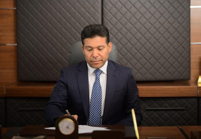 الضاري مستذكراً ثورة تشرين: ستبقى شعلة أمل في قلوب العراقيين، والوطن سيعلو ولن يُعلى عليه